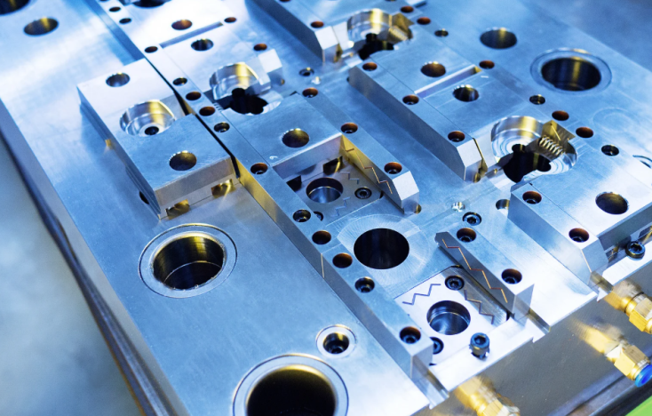 日越金型クラブ主催「第1回ベトナム金型グランプリ」が開催　最優秀賞にハノイ工科大プラスチック金型チーム